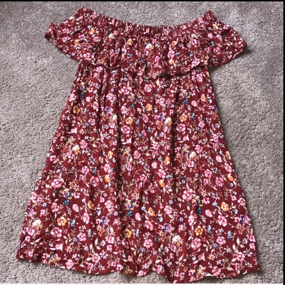 🐙Forever 21 maroon off the shoulder dress🐙